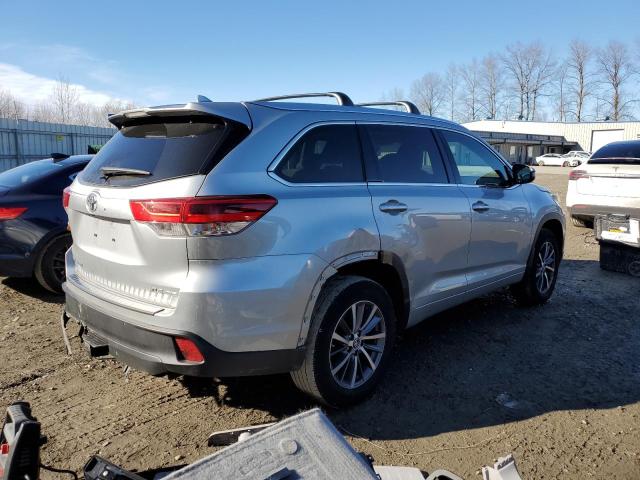 Obraz 3 z 2017 TOYOTA HIGHLANDER SE 2017 z VIN 5TDJZRFH2HS390653
