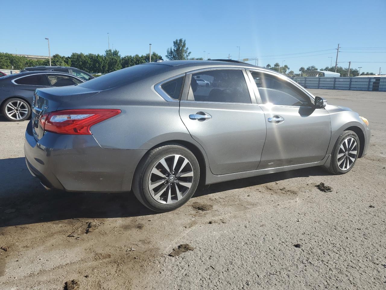 Image 3 of 2016 NISSAN ALTIMA 2.5 2016 with VIN 1N4AL3AP1GC117321