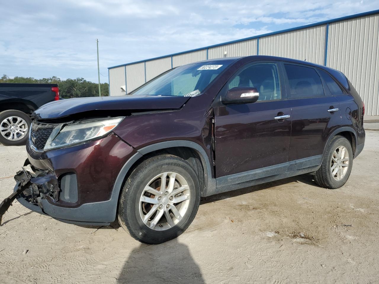 Изображение 1 2015 KIA SORENTO LX 2015 с VIN 5XYKT3A66FG646490