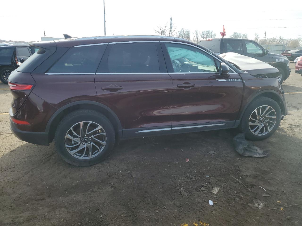 Obraz 3 z 2021 LINCOLN CORSAIR  2021 z VIN 5LMCJ1D97MUL24496