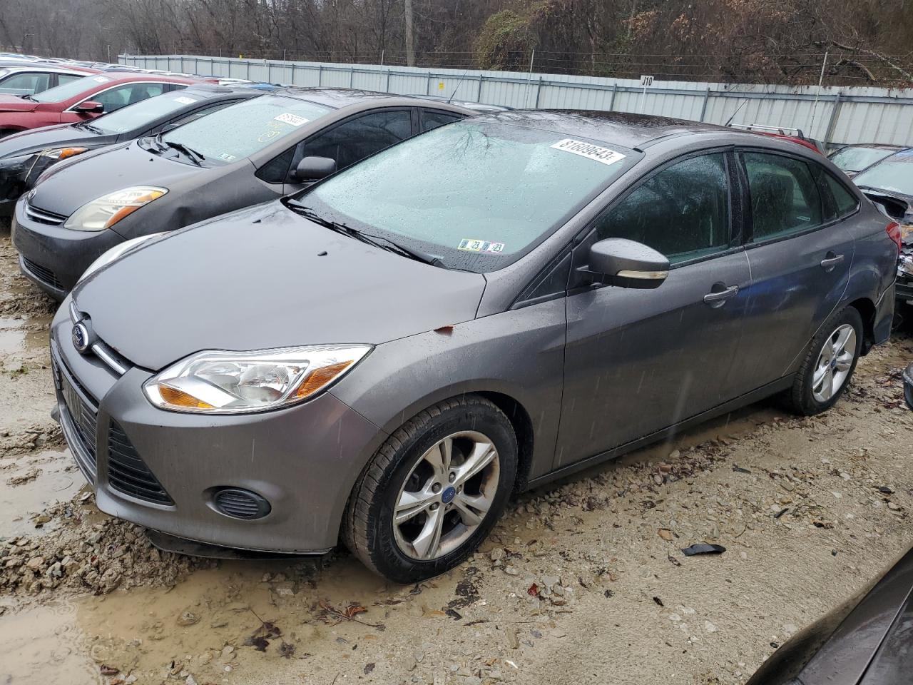 Obraz 1 z 2013 FORD FOCUS SE 2013 z VIN 1FADP3F28DL108478