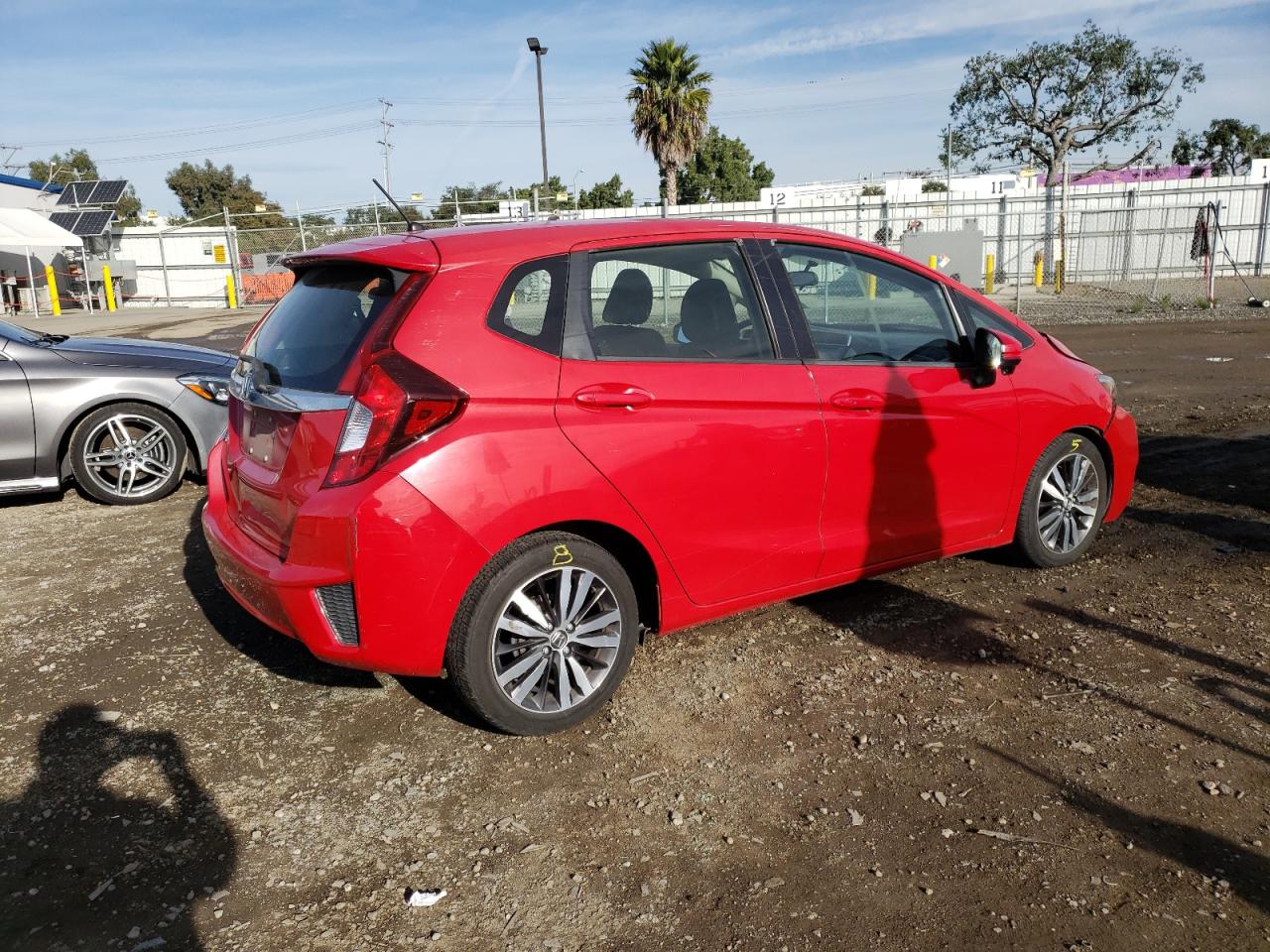 Obraz 3 z 2016 HONDA FIT EX 2016 z VIN JHMGK5H79GS011633