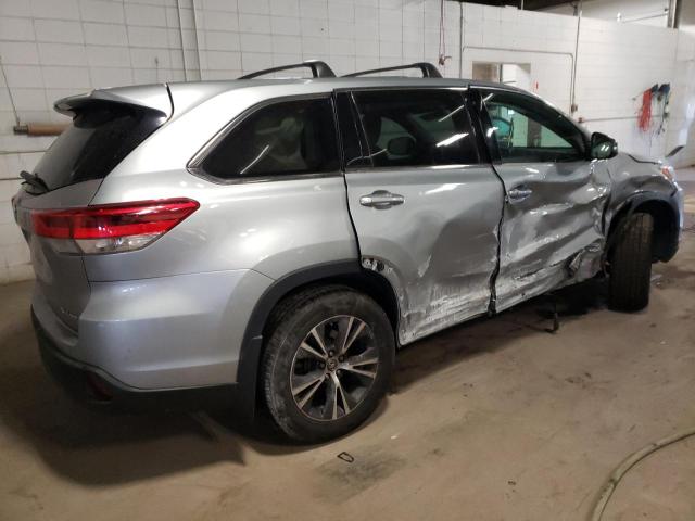 Image 3 of 2018 TOYOTA HIGHLANDER LE 2018 with VIN 5TDBZRFH5JS853914