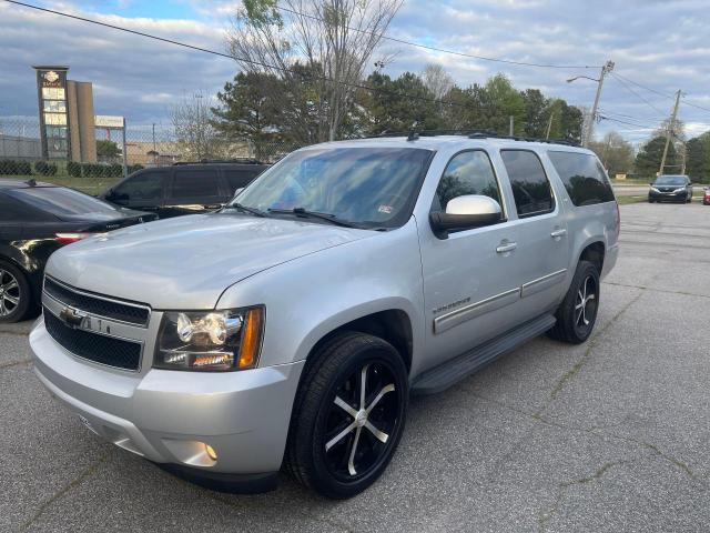 Изображение 2 2010 CHEVROLET SUBURBAN K1500 LT 2010 с VIN 1GNUKJE32AR225738