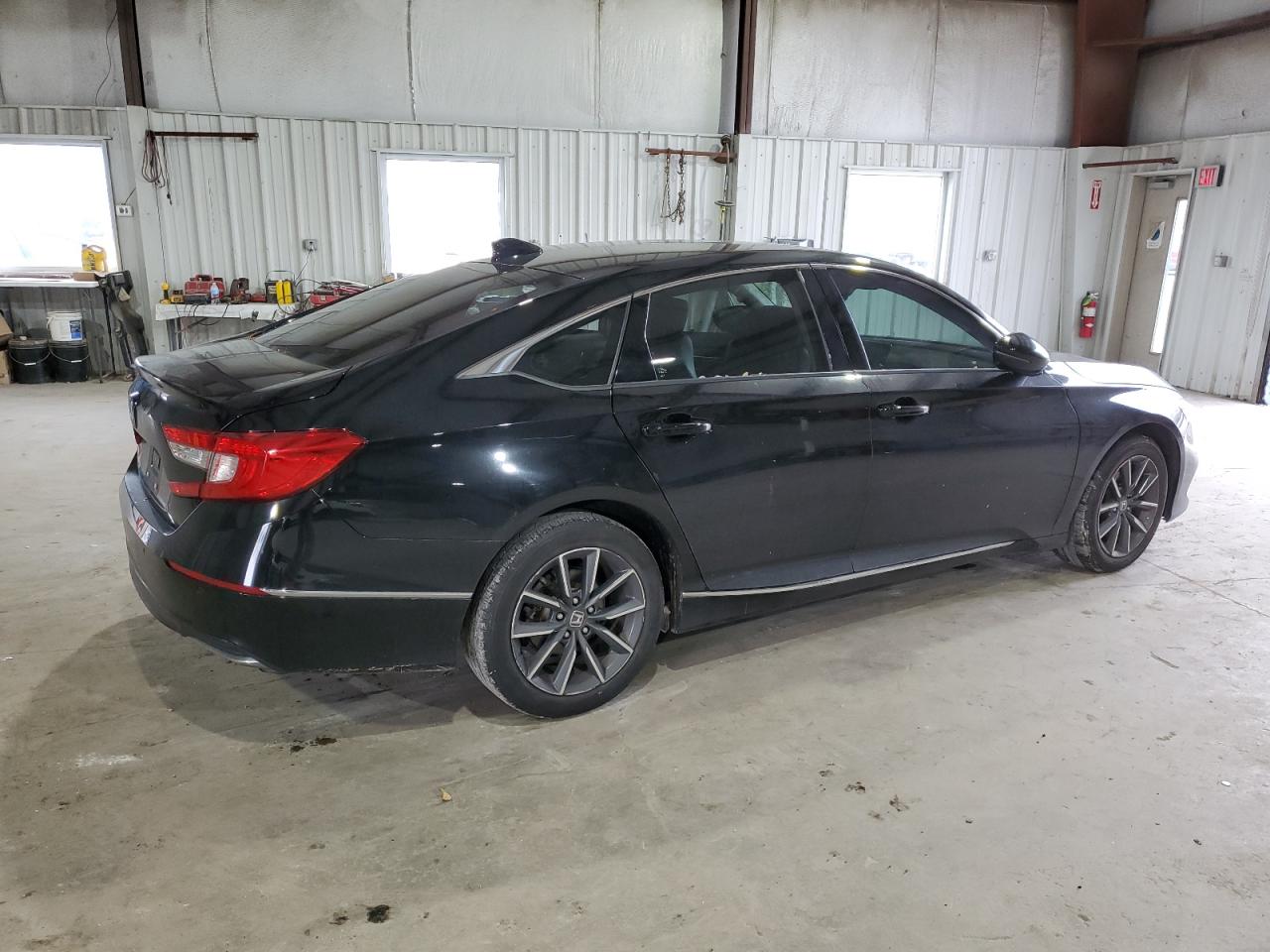 Image 3 of 2021 HONDA ACCORD EXL 2021 with VIN 1HGCV1F51MA050494