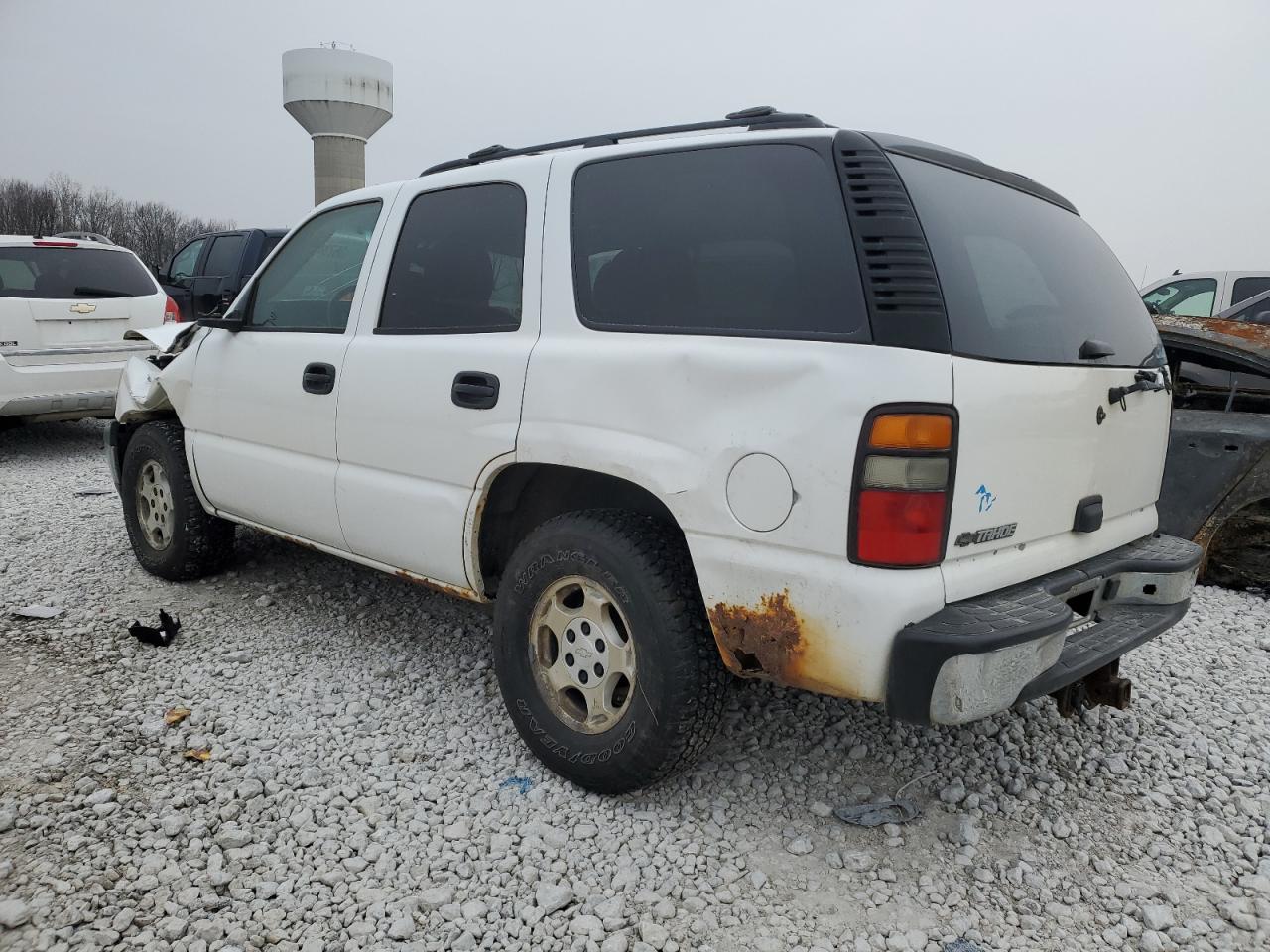 Image 2 of 2006 CHEVROLET TAHOE C1500 2006 with VIN 1GNEC13Z16R136503