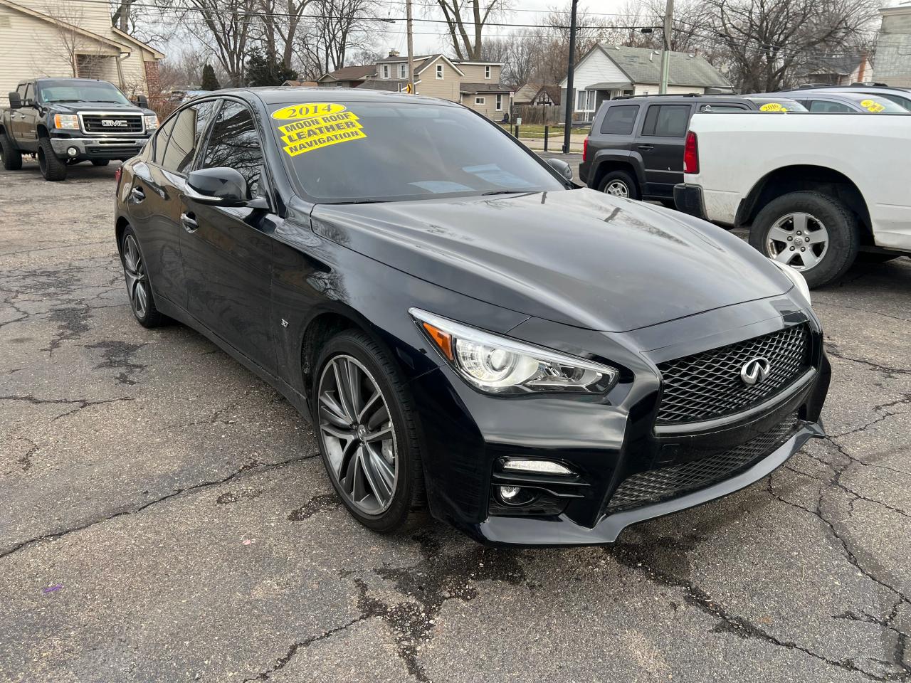 Obraz 1 z 2014 INFINITI Q50 BASE 2014 z VIN JN1BV7AR4EM699572