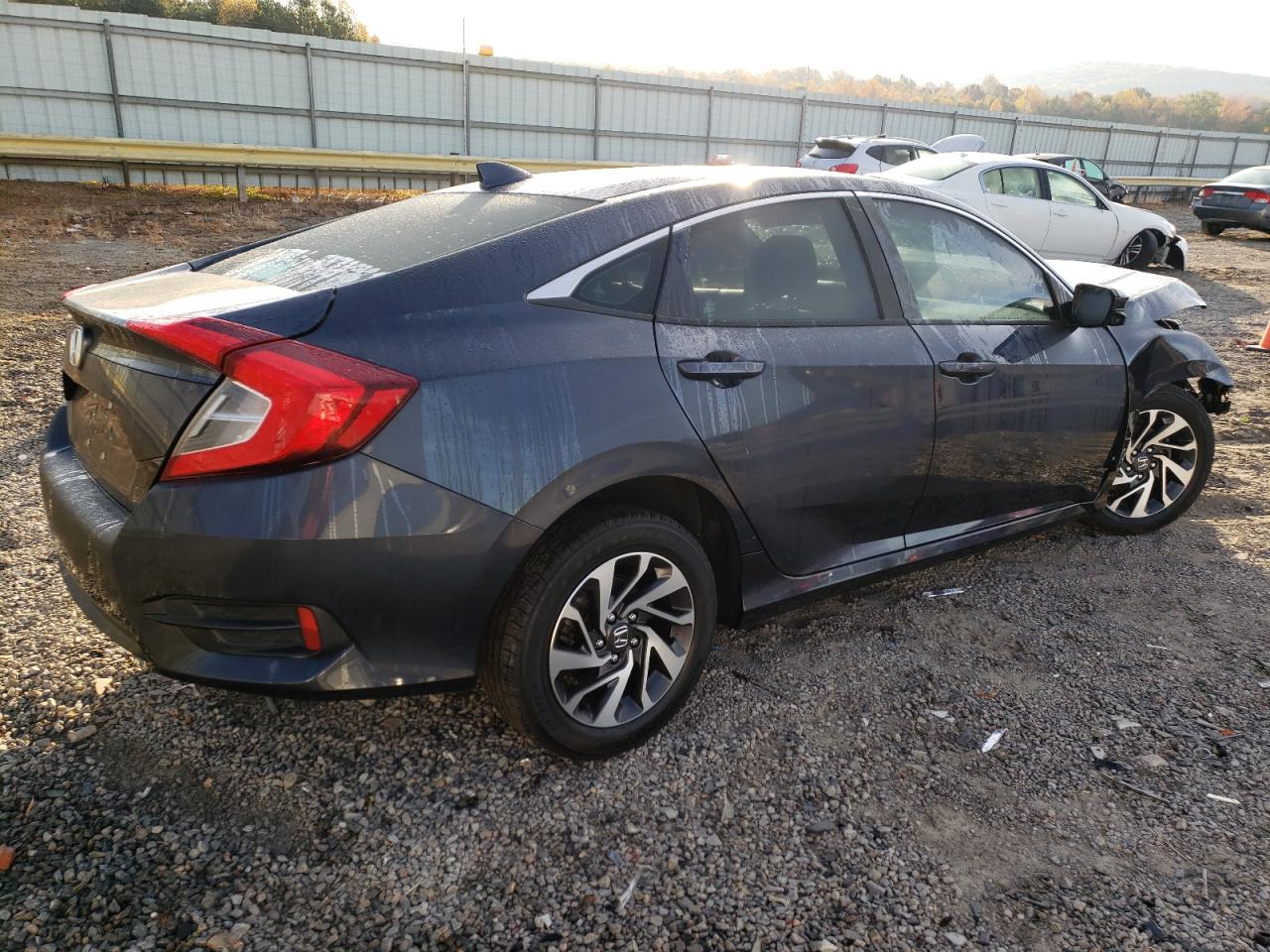 Изображение 3 2017 HONDA CIVIC EX 2017 с VIN 2HGFC2F79HH539257