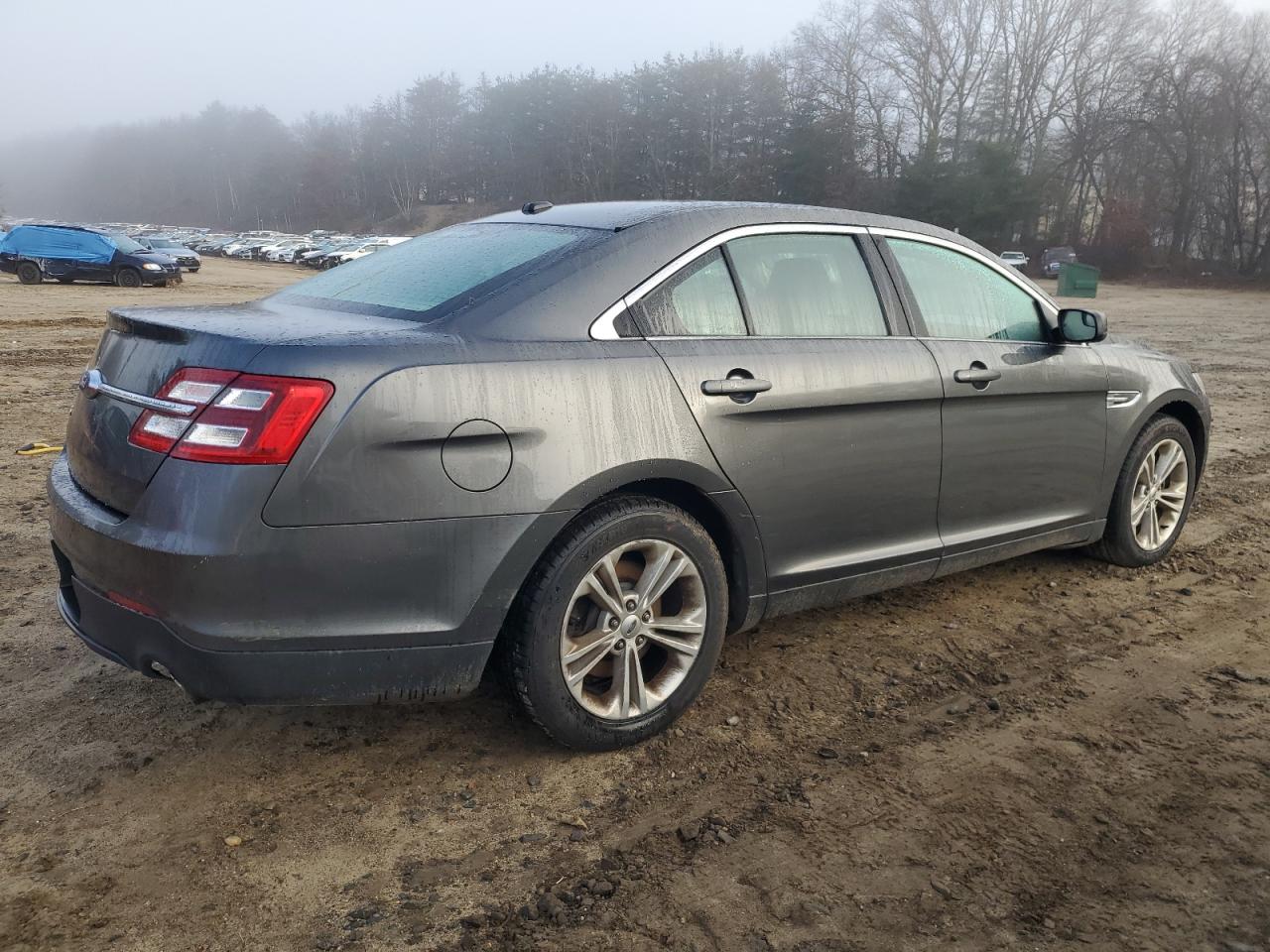 Image 3 of 2016 FORD TAURUS SE 2016 with VIN 1FAHP2D88GG100932