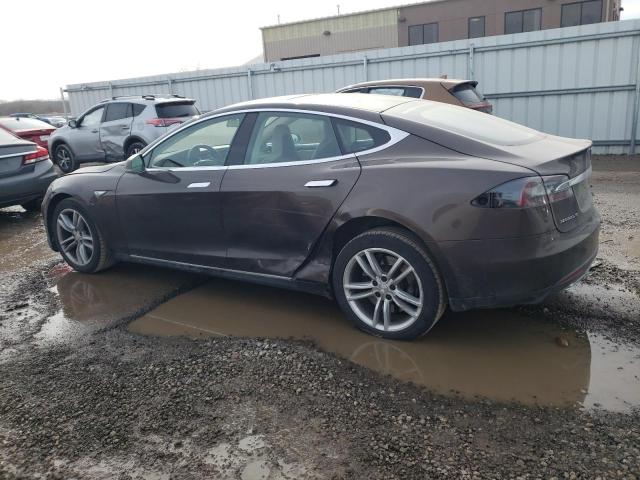Изображение 2 2013 TESLA MODEL S  2013 с VIN 5YJSA1CN2DFP05988