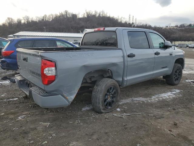 Image 3 of 2017 TOYOTA TUNDRA CREWMAX SR5 2017 with VIN 5TFDY5F19HX586823