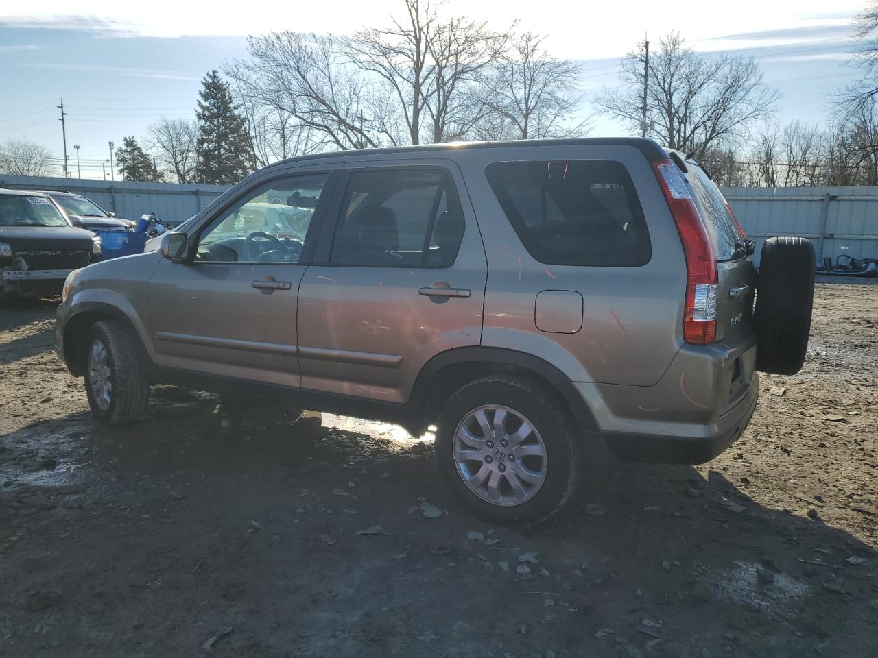 Image 2 of 2005 HONDA CR-V SE 2005 with VIN JHLRD78925C025742