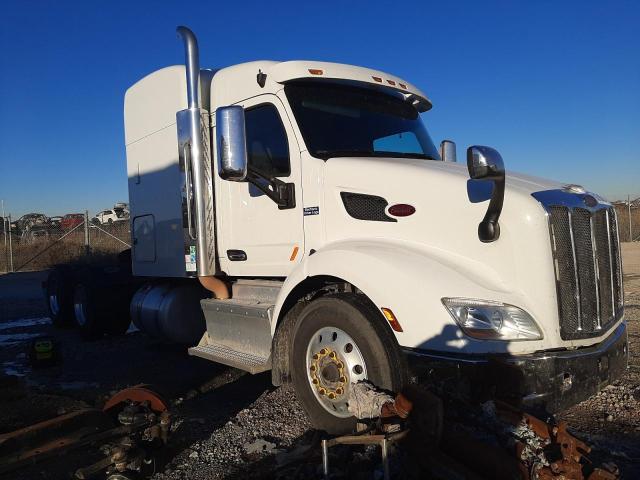 Image 1 of 2016 PETERBILT 579  2016 with VIN 1XPBDP9X7GD335635