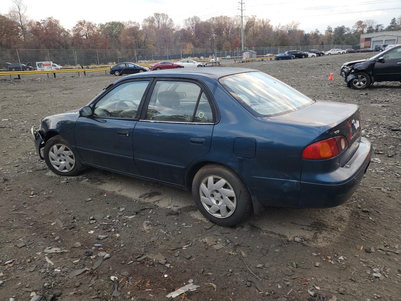 Изображение 2 2002 TOYOTA COROLLA CE 2002 с VIN 2T1BR18E32C556011