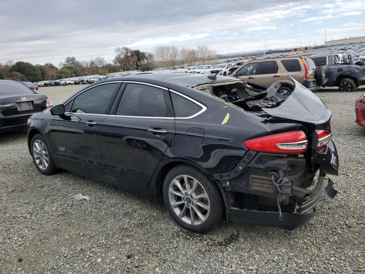 Изображение 2 2017 FORD FUSION SE PHEV 2017 с VIN 3FA6P0PU4HR414009