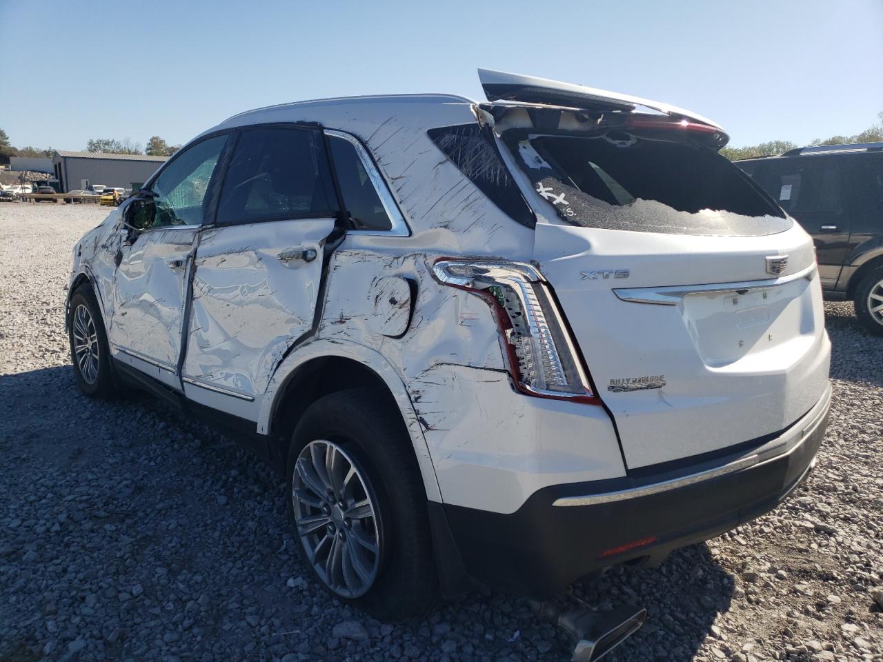 Obraz 2 z 2017 CADILLAC XT5 LUXURY 2017 z VIN 1GYKNBRS8HZ114811