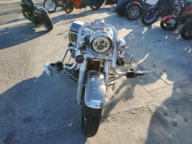 Image 2 of 2016 HARLEY-DAVIDSON FLHR ROAD KING 2016 with VIN 1HD1FBM35GB678078