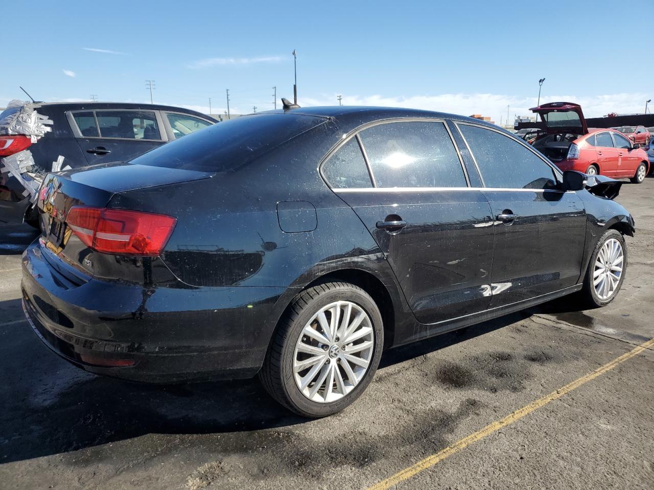 Изображение 3 2015 VOLKSWAGEN JETTA SE 2015 с VIN 3VWD17AJXFM326406