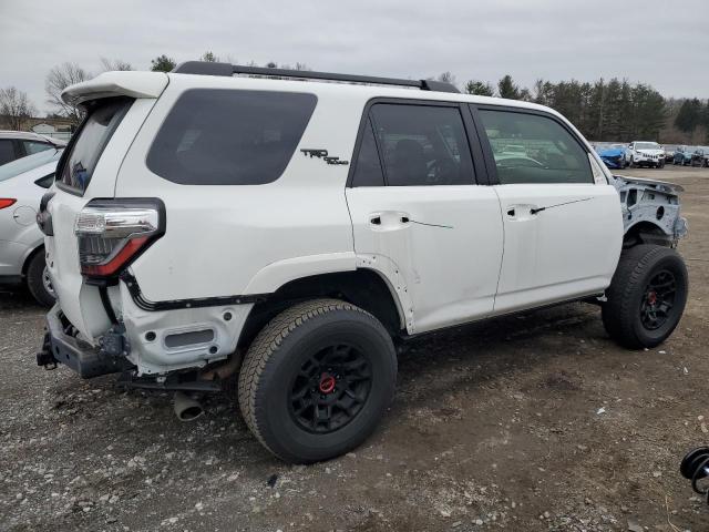 Image 3 of 2022 TOYOTA 4RUNNER SR5 PREMIUM 2022 with VIN JTERU5JR8N6007039