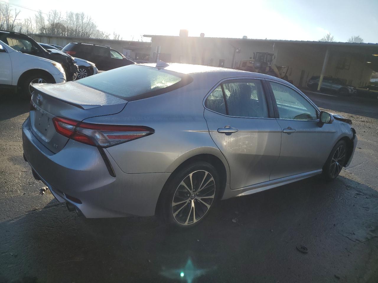 Image 3 of 2019 TOYOTA CAMRY L 2019 with VIN 4T1B11HK1KU171977
