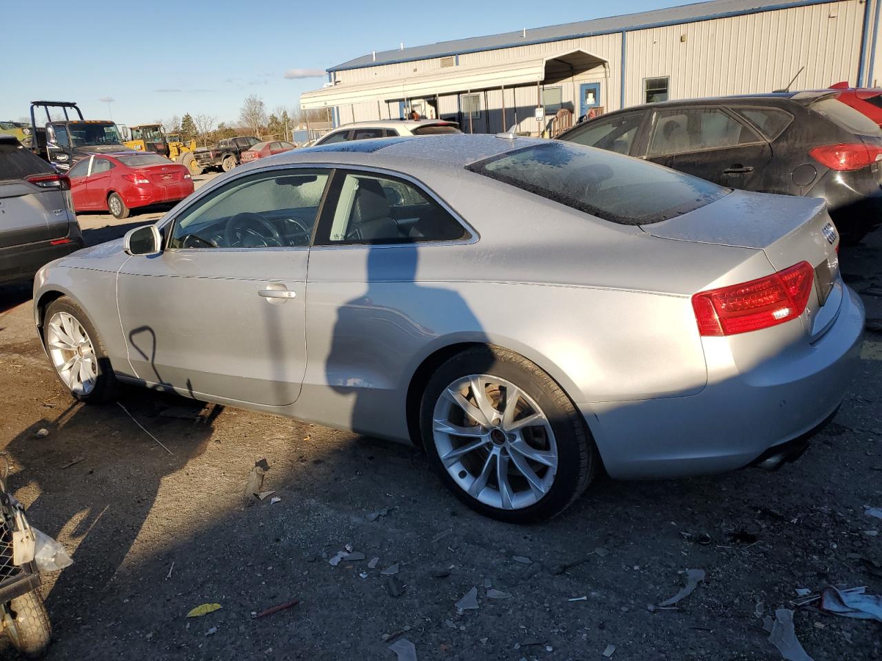 Изображение 2 Audi A5 Premium Plus 2013 с VIN WAULFAFR8DA070348