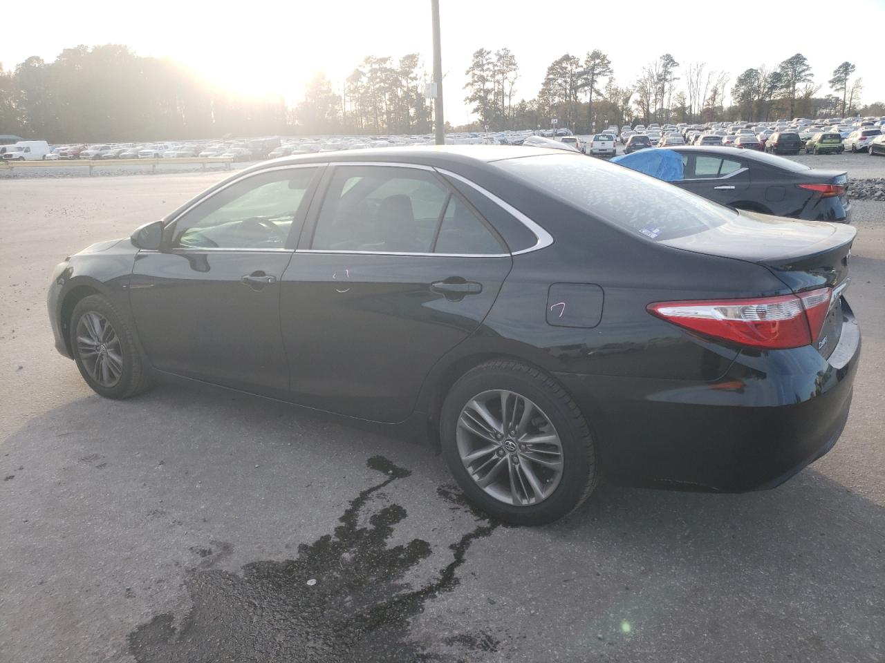 Изображение 2 2015 TOYOTA CAMRY LE 2015 с VIN 4T1BF1FK3FU877441