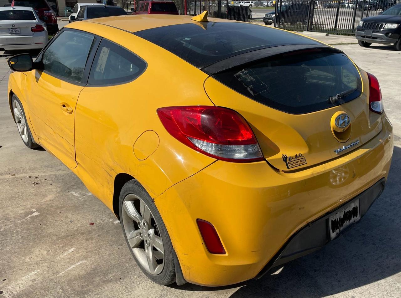 Изображение 3 2015 HYUNDAI VELOSTER  2015 с VIN KMHTC6AD6FU242927