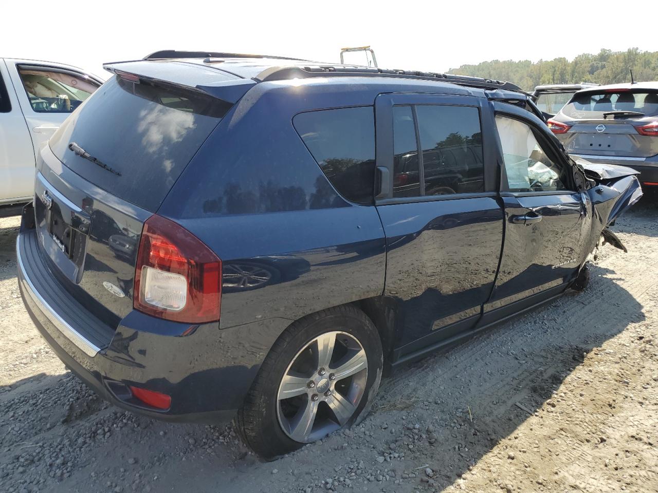 Изображение 3 2017 JEEP COMPASS LATITUDE 2017 с VIN 1C4NJDEB1HD127364