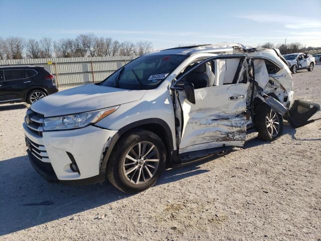 Изображение 1 2019 TOYOTA HIGHLANDER SE 2019 с VIN 5TDKZRFH4KS311379