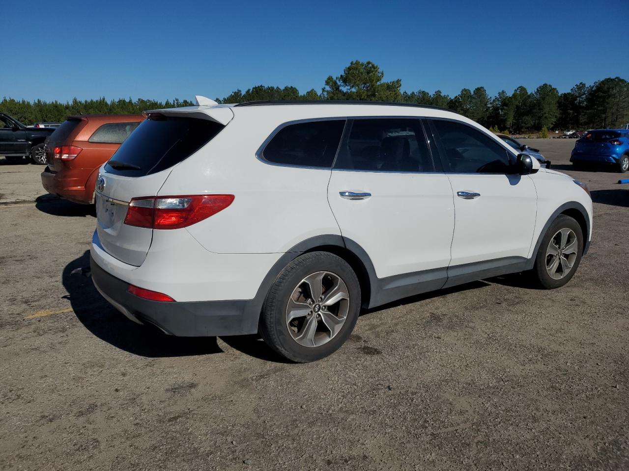 Image 3 of 2015 HYUNDAI SANTA FE GLS 2015 with VIN KM8SM4HF6FU093603