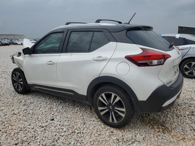 Image 2 of 2018 NISSAN KICKS S 2018 with VIN 3N1CP5CUXJL541343