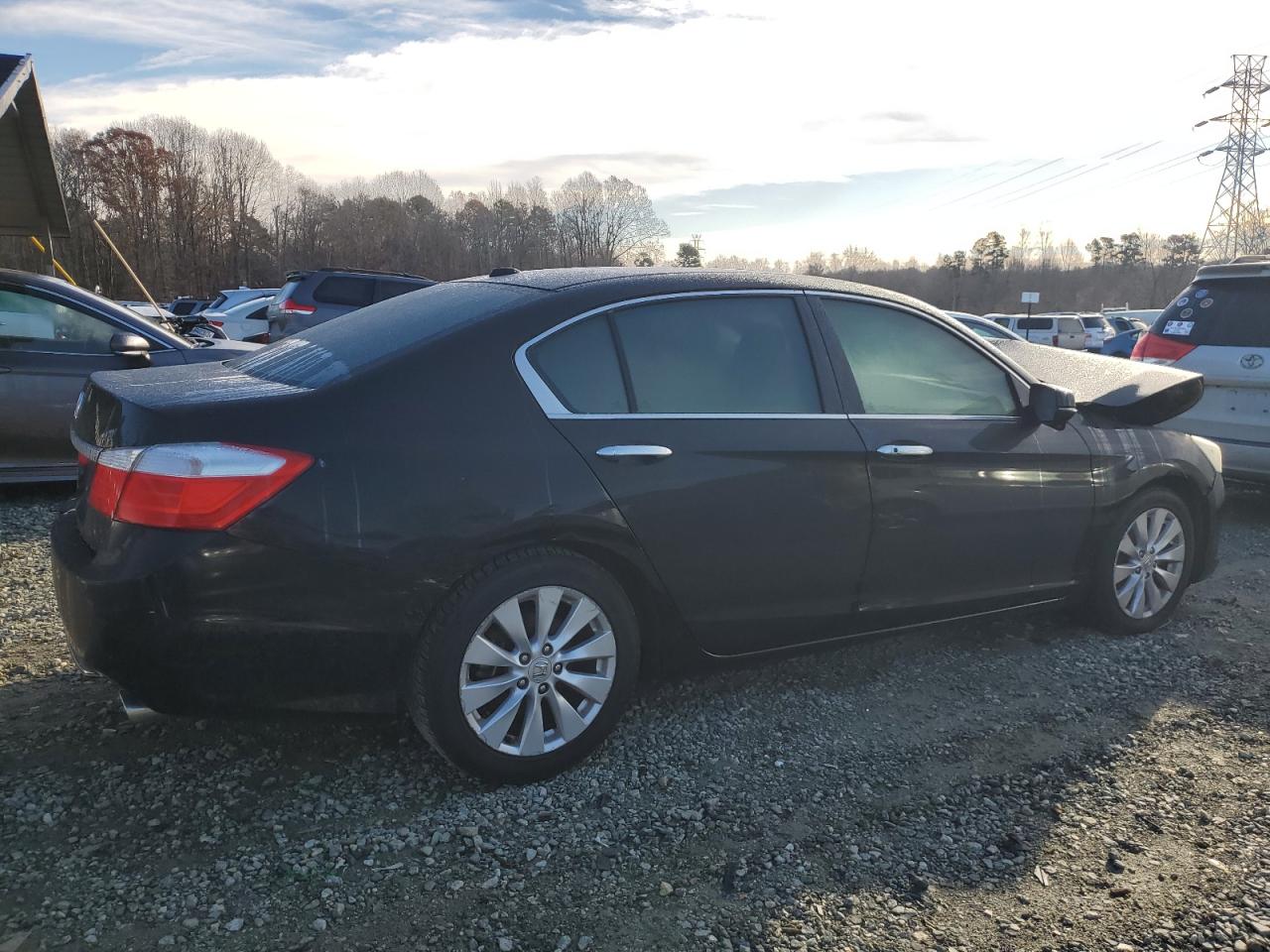 Image 3 of 2013 HONDA ACCORD EXL 2013 with VIN 1HGCR2F83DA138841
