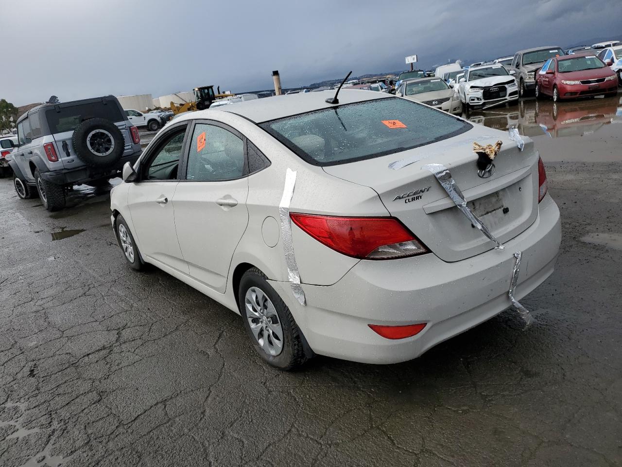 Obraz 2 z 2017 HYUNDAI ACCENT SE 2017 z VIN KMHCT4AE8HU263147