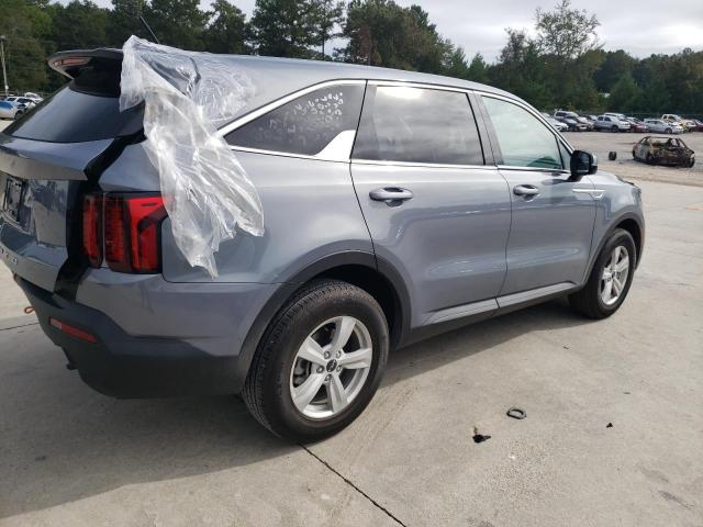 Image 3 of 2022 KIA SORENTO LX 2022 with VIN 5XYRG4LC9NG144308
