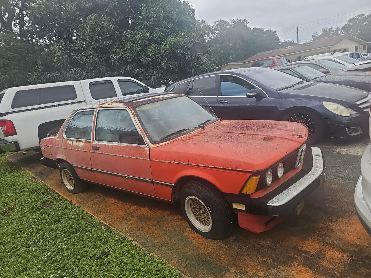 Image 1 of 1981 BMW 320 I 1981 with VIN WBAAG3307B8008918
