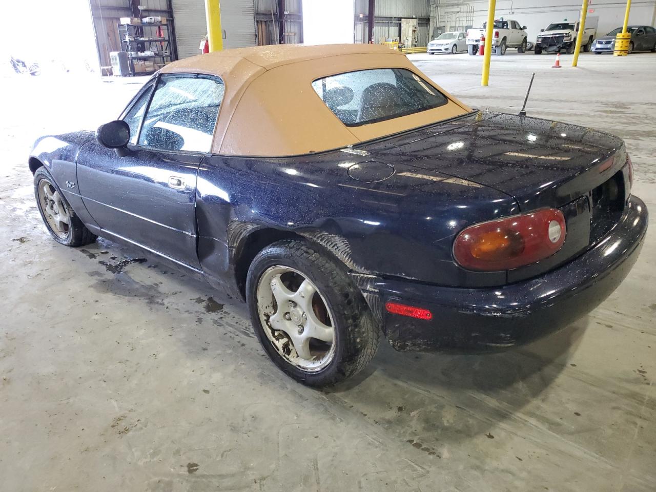 Image 2 of 1996 MAZDA MX-5 MIATA  1996 with VIN JM1NA3535T0707977