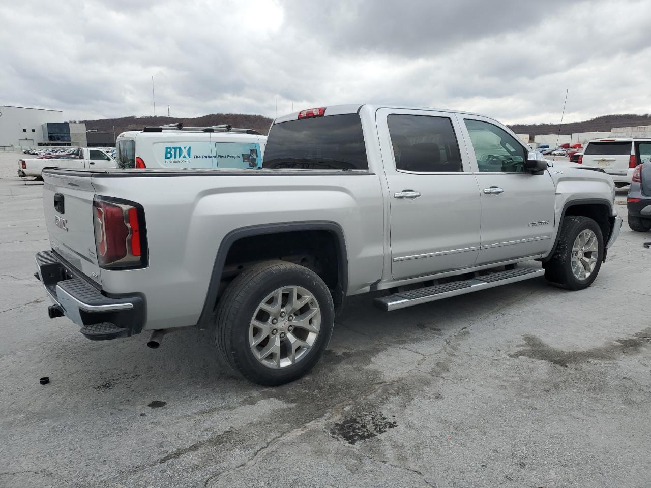Image 3 of 2018 GMC SIERRA K1500 SLT 2018 with VIN 3GTU2NEC4JG593385