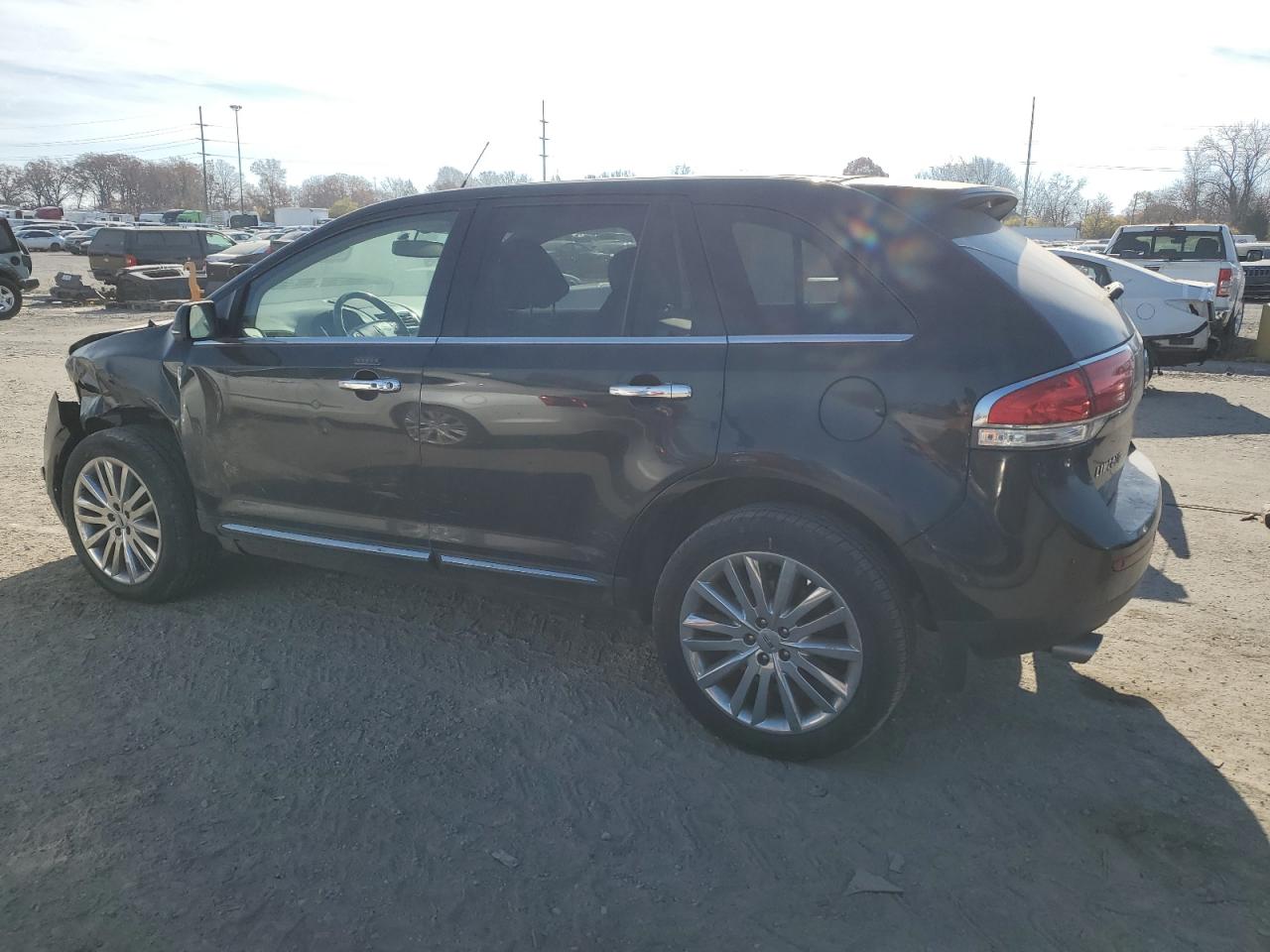 Image 2 of 2014 LINCOLN MKX  2014 with VIN 2LMDJ8JK3EBL16253