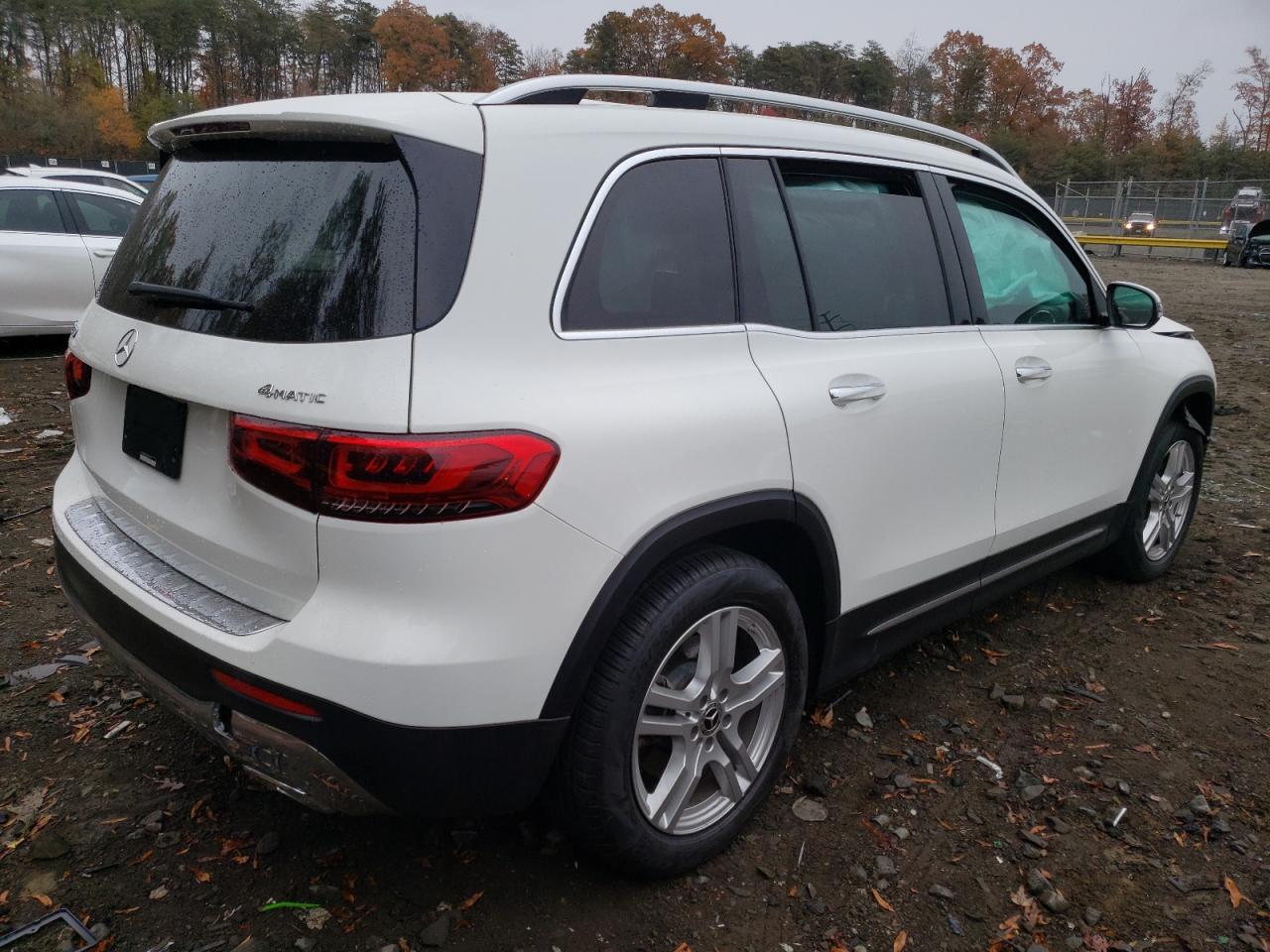 Image 3 of 2021 MERCEDES-BENZ GLB 250 4MATIC 2021 with VIN W1N4M4HB3MW093711