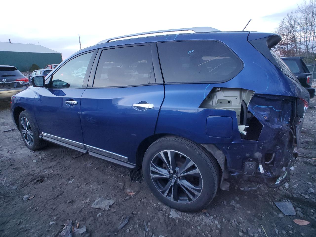 Image 2 of 2018 NISSAN PATHFINDER S 2018 with VIN 5N1DR2MM2JC656597