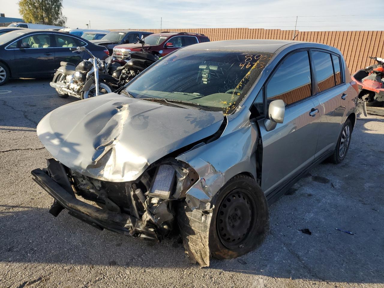 Obraz 1 z 2009 NISSAN VERSA S 2009 z VIN 3N1BC13E09L383650