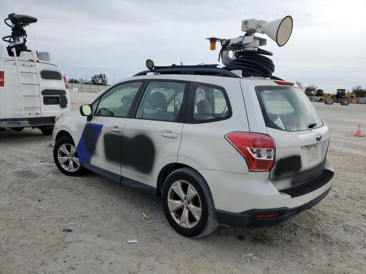 Image 2 of 2016 SUBARU FORESTER 2.5I 2016 with VIN JF2SJABC3GH439712