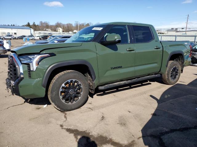 Изображение 1 2022 TOYOTA TUNDRA CREWMAX SR 2022 с VIN 5TFLA5DB5NX006216