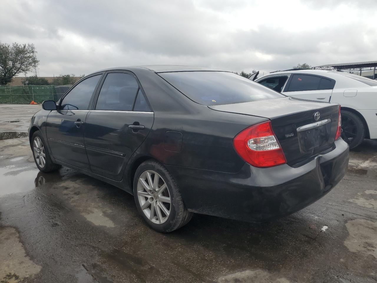 Obraz 2 z 2002 TOYOTA CAMRY LE 2002 z VIN 4T1BE32K72U026886