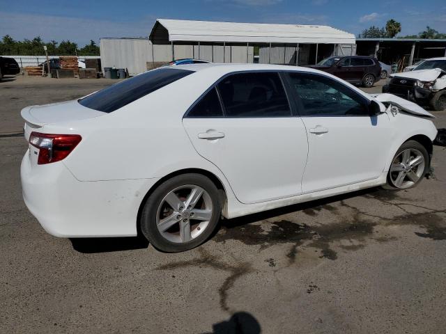 Image 3 of 2014 TOYOTA CAMRY L 2014 with VIN 4T1BF1FK2EU435779