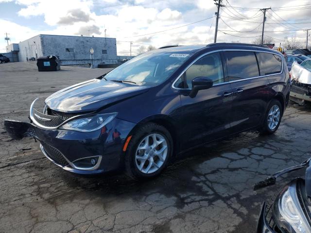 Obraz 1 z 2017 CHRYSLER PACIFICA TOURING L 2017 z VIN 2C4RC1BGXHR803348