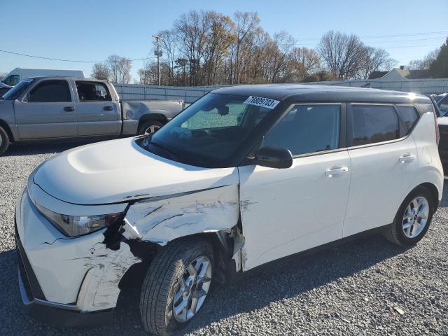 Obraz 1 z 2023 KIA SOUL LX 2023 z VIN KNDJ23AU1P7199241