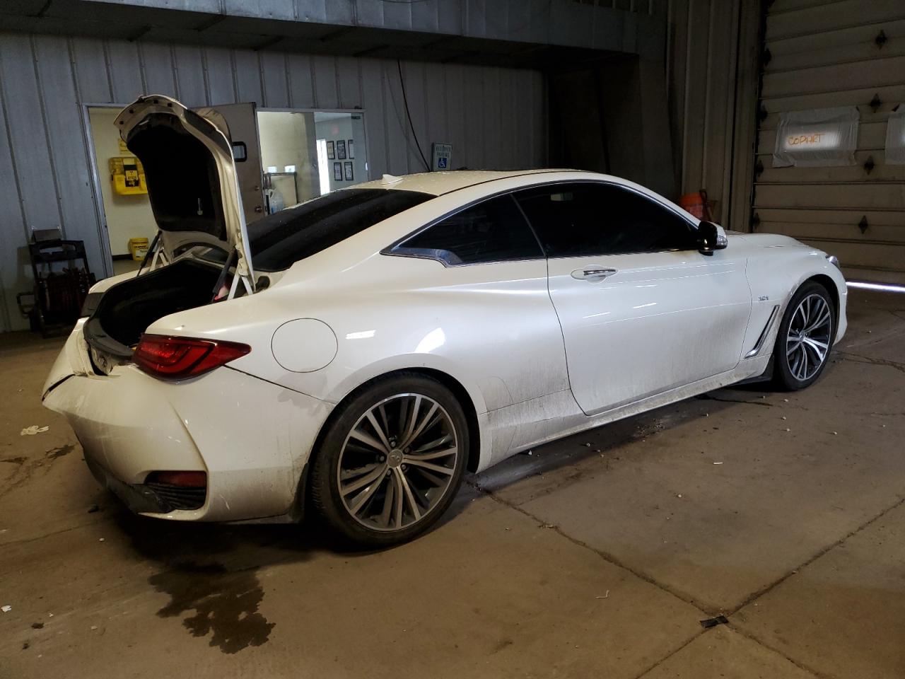 Изображение 3 2017 INFINITI Q60 PREMIUM 2017 с VIN JN1EV7EL9HM551618