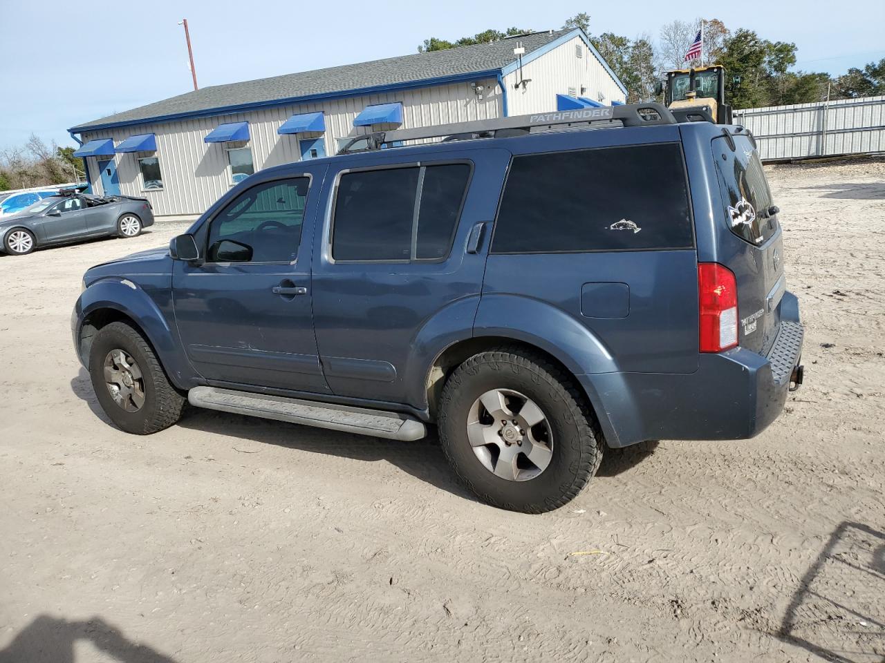 Изображение 2 2005 NISSAN PATHFINDER LE 2005 с VIN 5N1AR18W35C772535