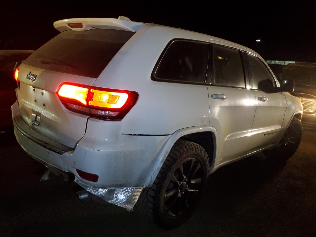 Obraz 3 z 2018 JEEP GRAND CHEROKEE LAREDO 2018 z VIN 1C4RJFAGXJC249263